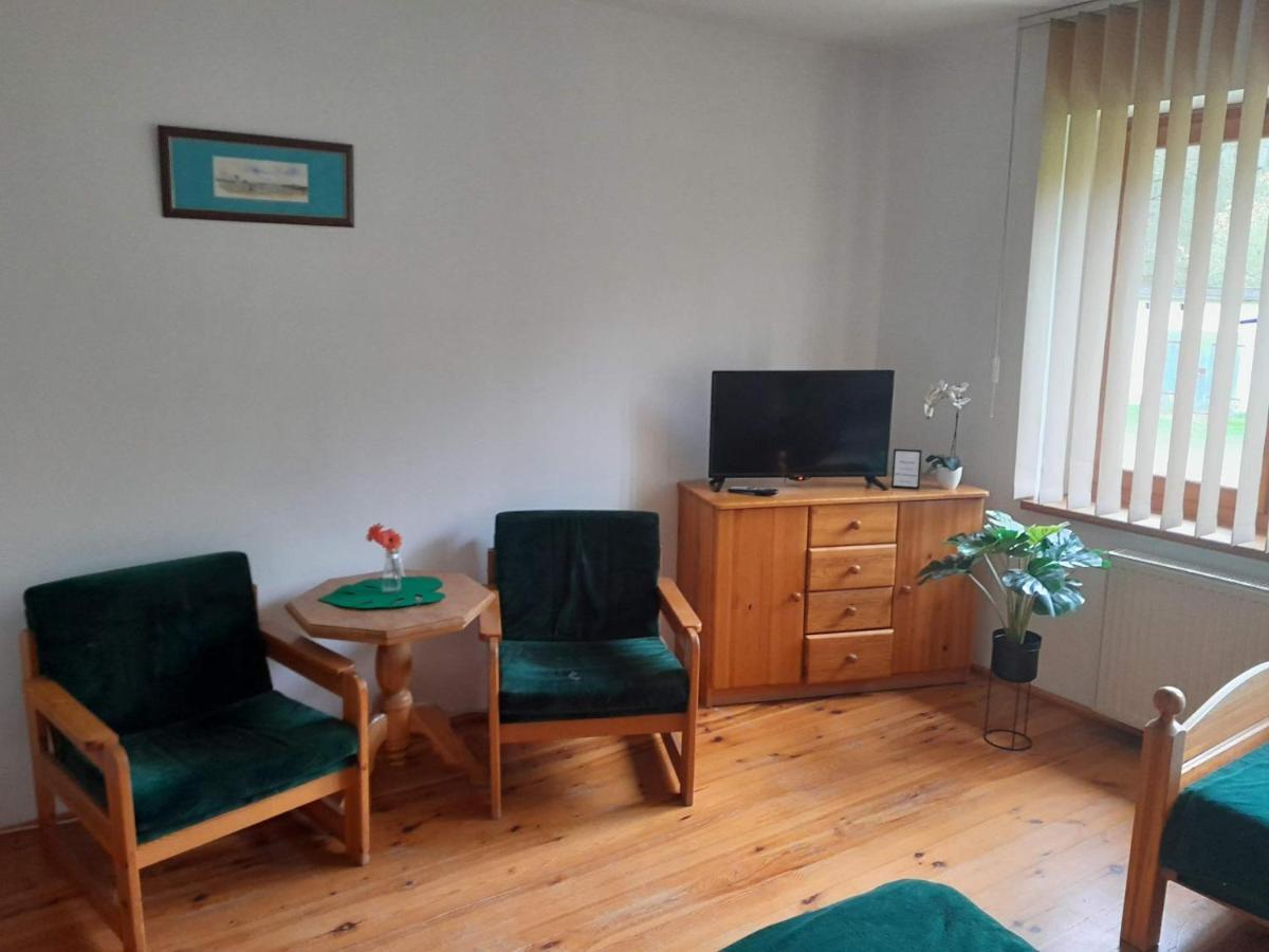 Lesniczowka Swit Gabriela Pieczka Farm stay Tuchola